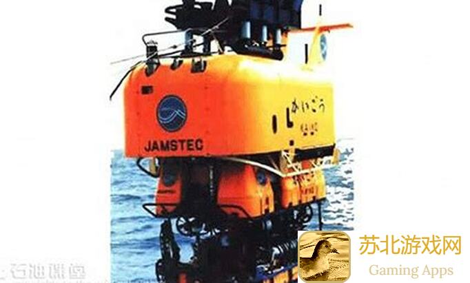 CVT800星云脉冲护航艇测评：揭秘能量伤害霸主，逆转战局尖叫全攻略！